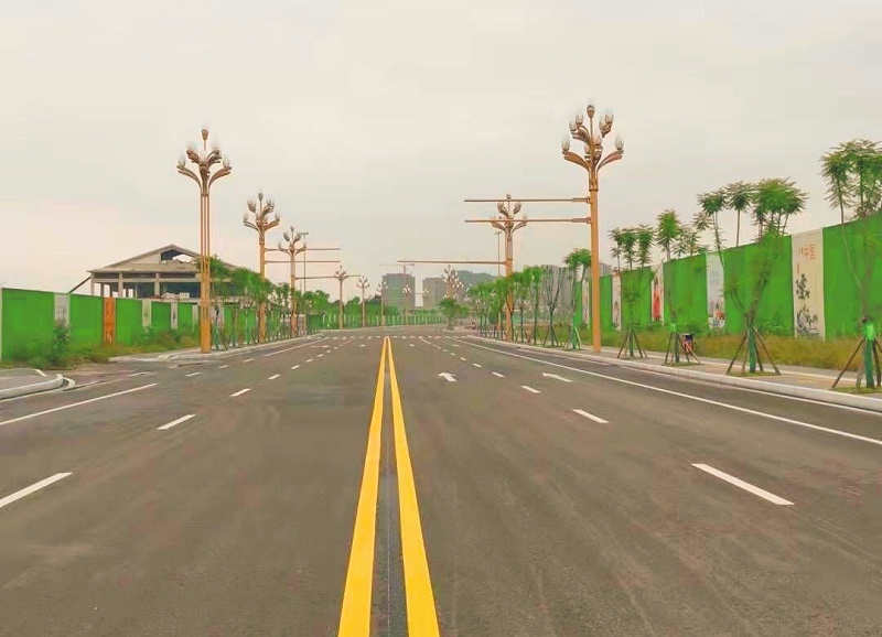 菲尼特玉蘭燈-智慧共桿