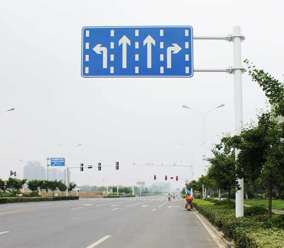 交通標志桿生產廠家哪家好