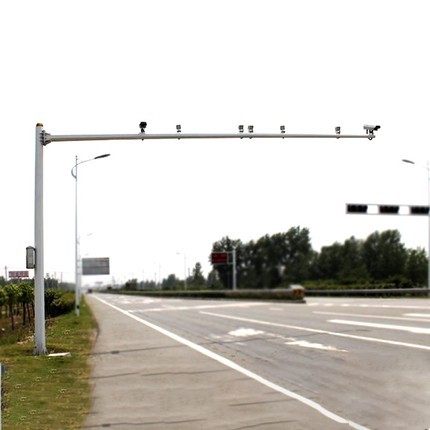 電子抓拍卡口桿